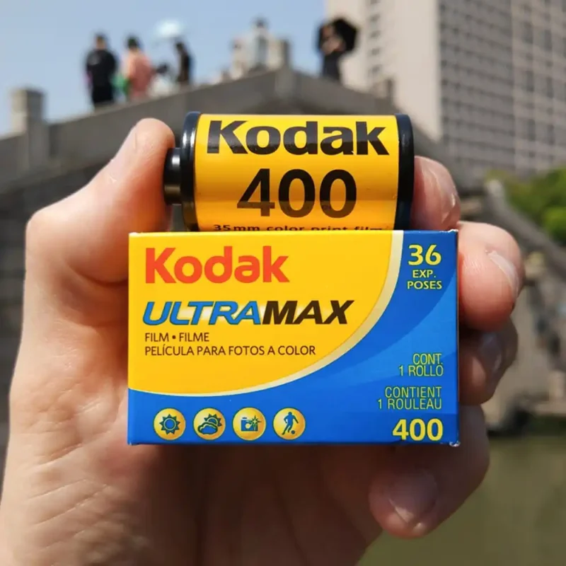 Kodak UltraMax 400 35mm Film - 36 Exposures, professional-grade film for sharp, vibrant, and true-to-life photography.